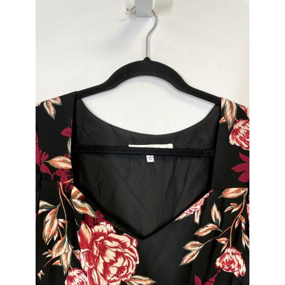 CUPCAKES AND CASHMERE Jaylyn Sweetheart Neck Roses Dress Size 4 - Picture 3 of 12